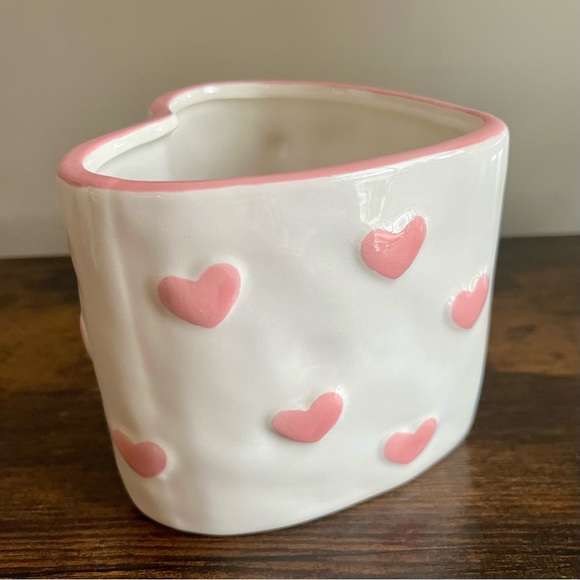 Valentine’s | Pink Heart Shaped Mug 🩷 - Picture 5 of 6